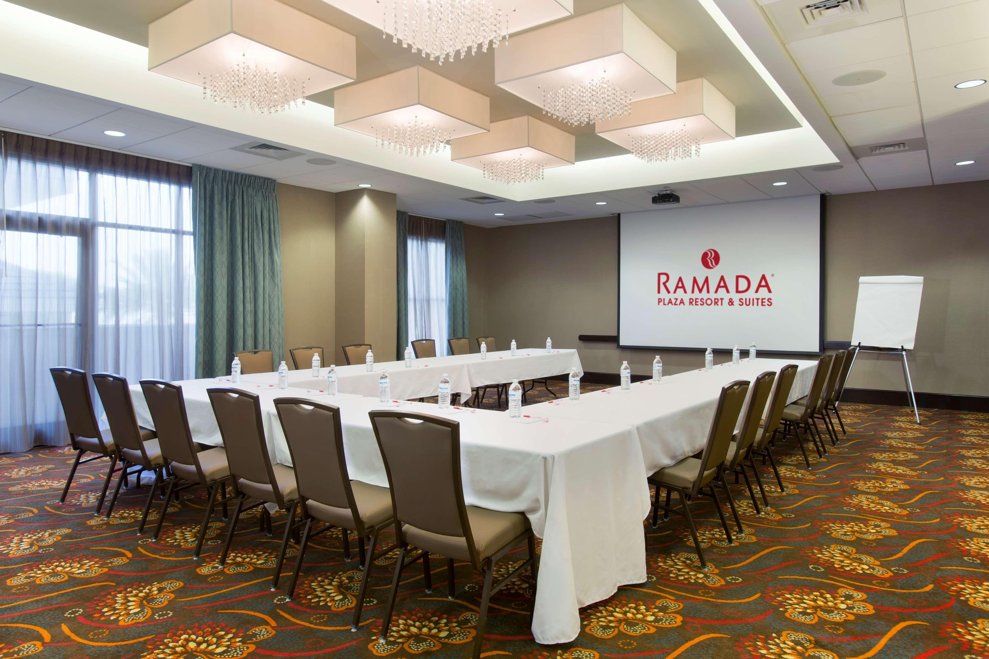 Ramada Plaza By Wyndham Orlando Resort & Suites Intl Drive Luaran gambar